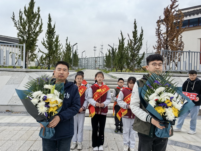 https://xkhxx.wxlxjy.com/contents/sitefiles2066/10333247/images/49427353.jpg