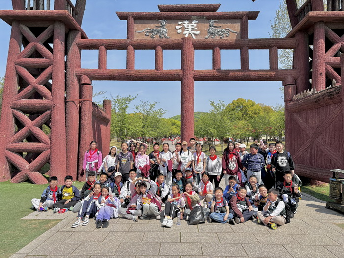https://xkhxx.wxlxjy.com/contents/sitefiles2066/10333247/images/49603538.jpg